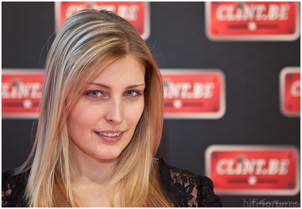 Shari automesse, foto, model hififorum.de Bildergalerie