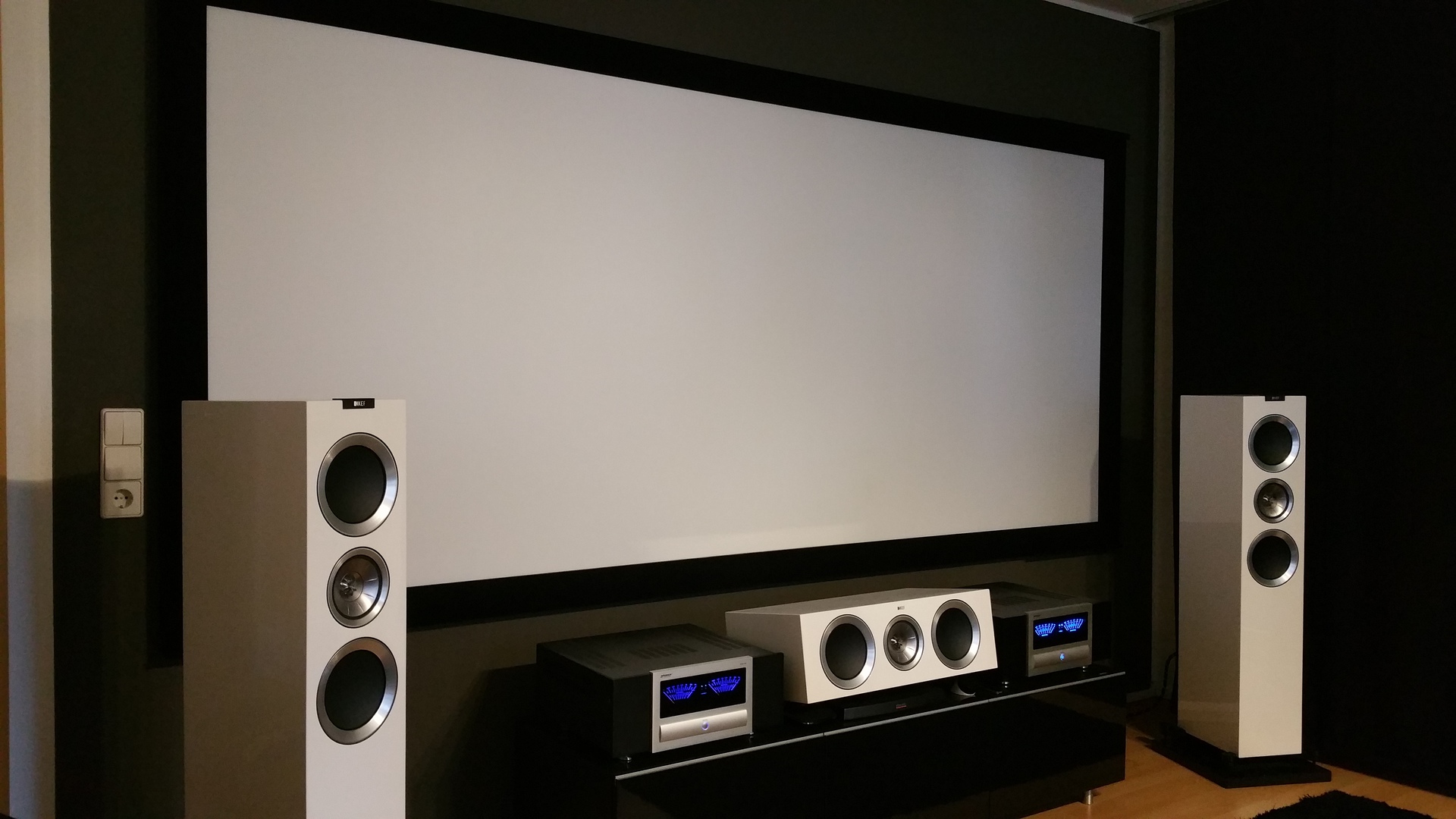 Домашний кинотеатр KEF kit580w