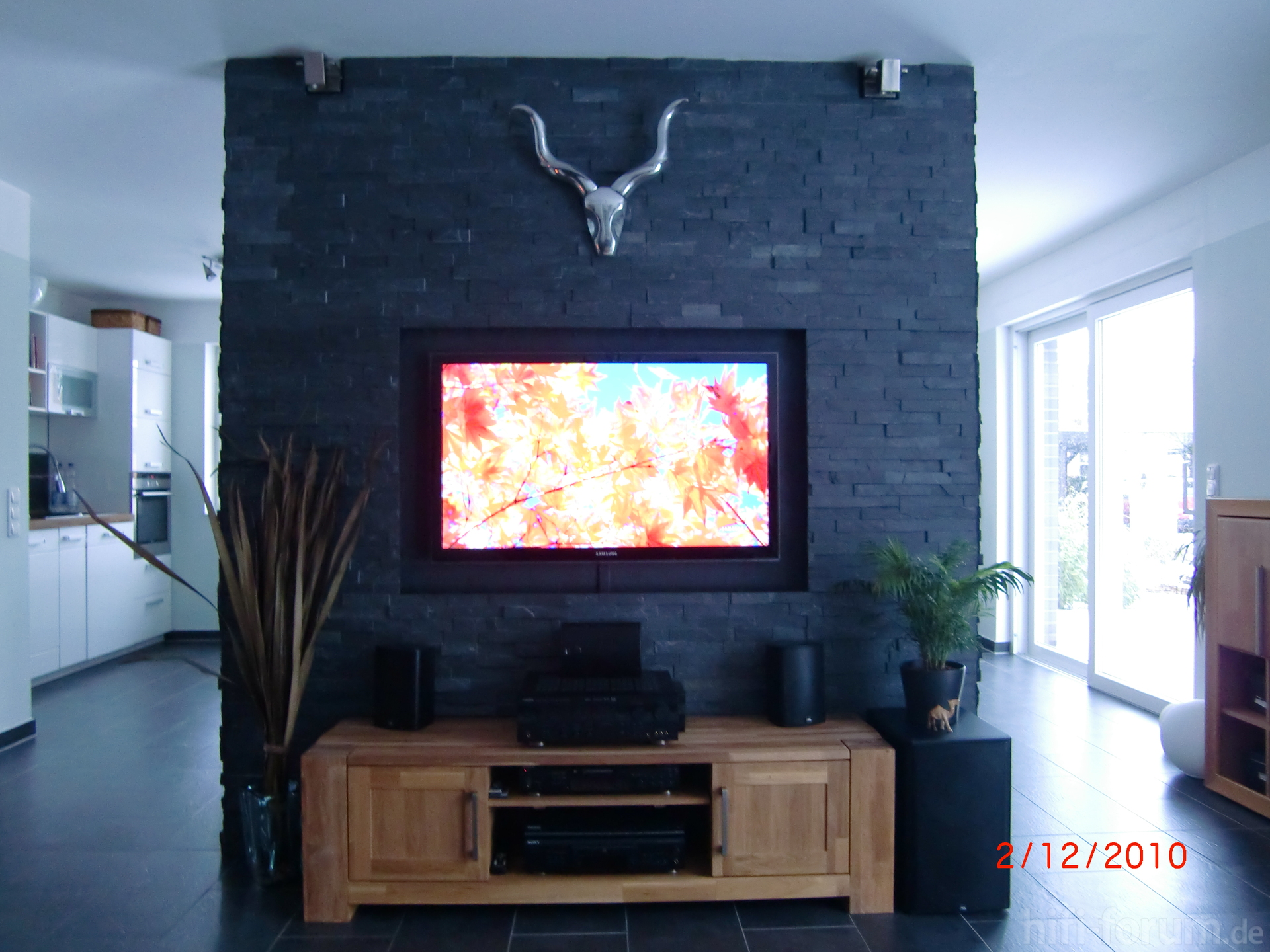 Tv wand stein – sehremini