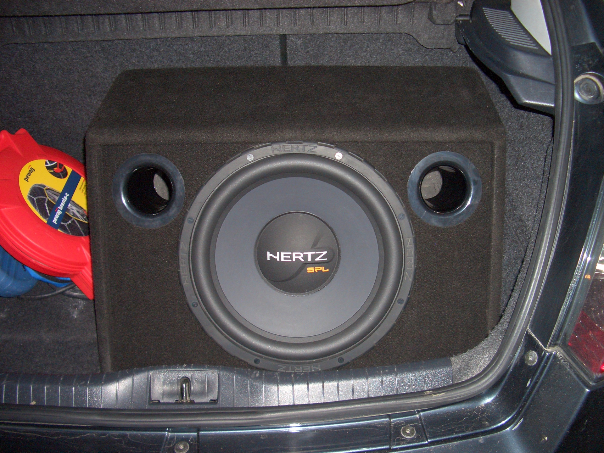 Hertz HXS 380d V subwoofer hififorum.de Bildergalerie