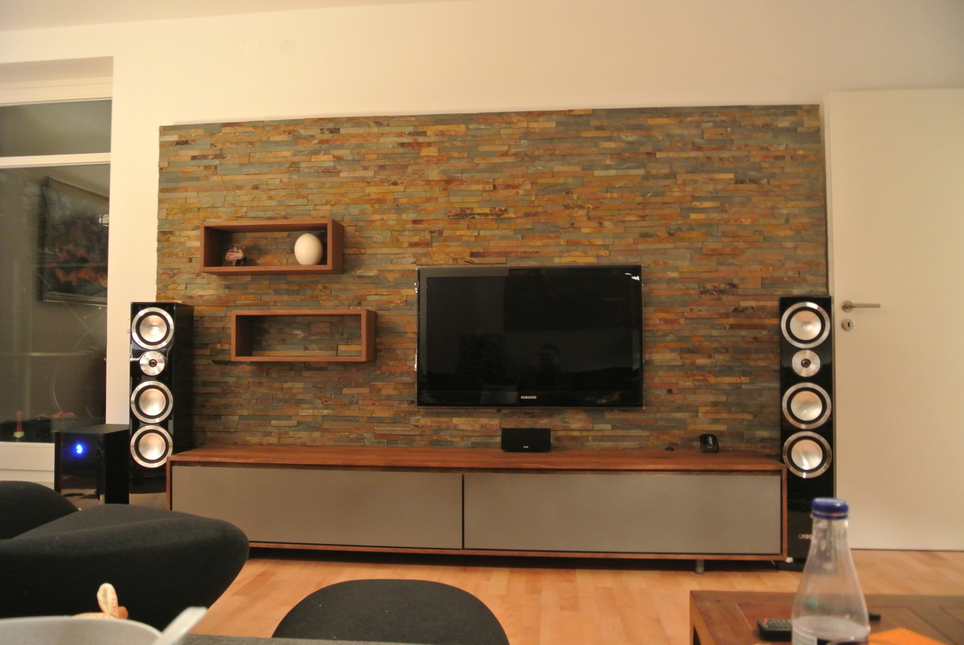 Wohnzimmer steinwand ideen: maxresdefaultjpg steinwande ideen ...