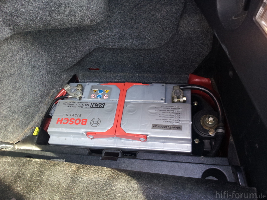 Batterie vom BMW E36 Cabrio batterie, bmw, cabrio, e36 hifi-forum.de Bilder...