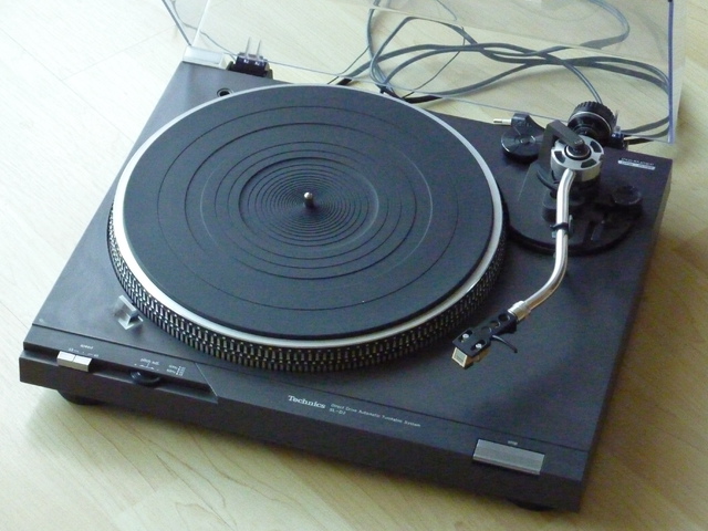 Technics SL-D2