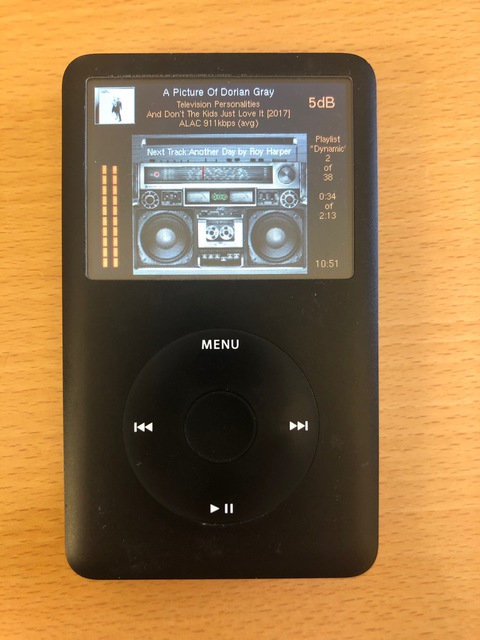 Ipod Classic 160Gb mit Rockbox Boombox Theme