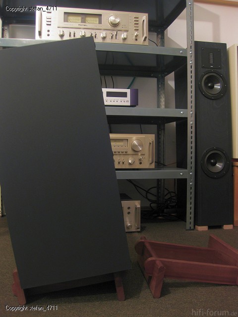 Speaker Stands 006a