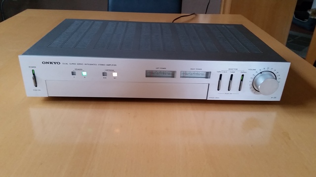 Onkyo A-25