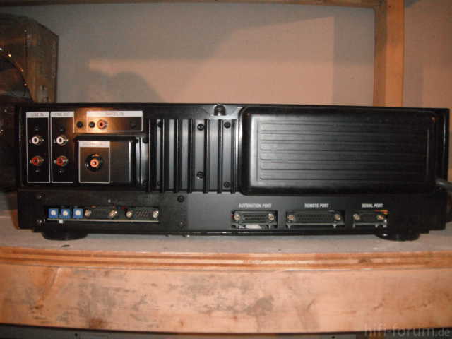 19603889 640