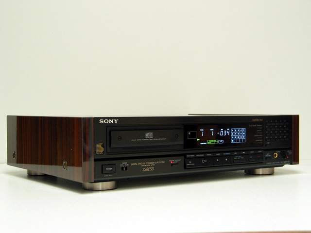 Sony CDP-228ESD