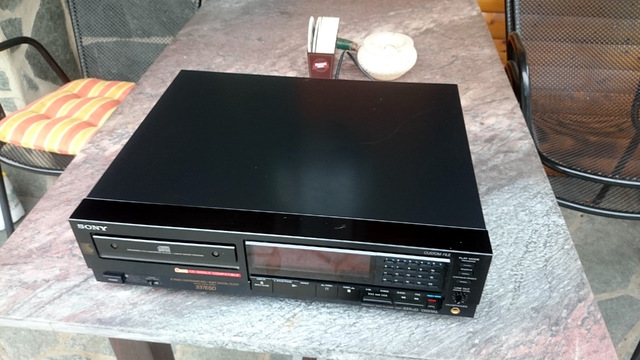 Sony CDP-337ESD