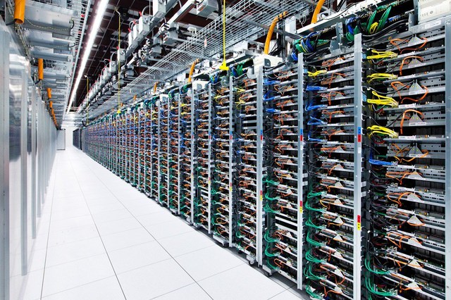 Google Datacenter Von Innen 1350480080 0 0