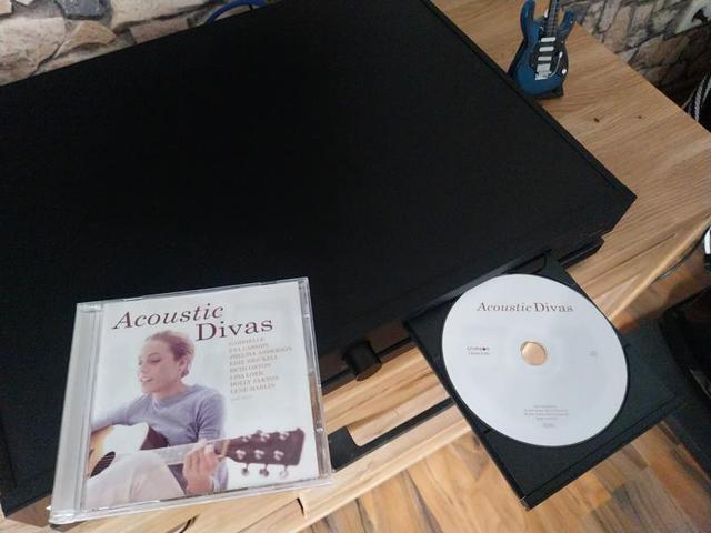 Acoustic Divas (2004)