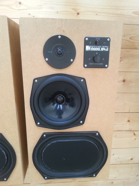 KEF 104aB