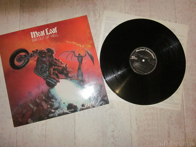 Meat Loaf - Bat out of hell