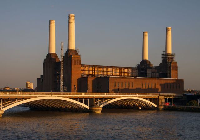 2012 IMG 2456 Battersea Power Station   London Chelsea 2012 09 05