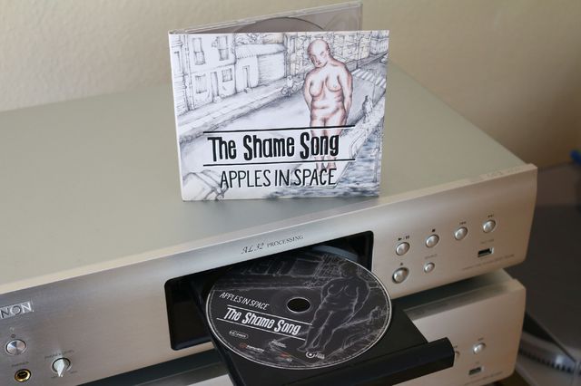 Apples in Space - The Shame Song