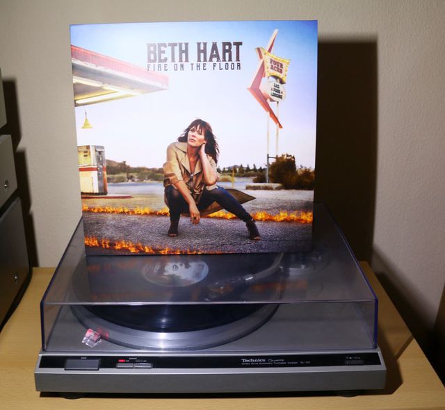 Beth Hart - Fire On The Floor 1