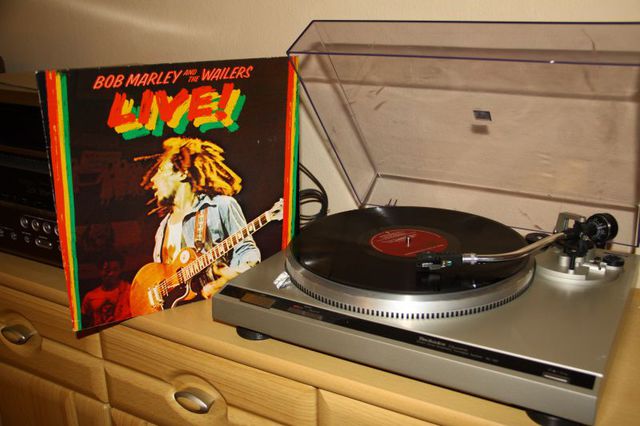 Bob Marley & The Wailers   Live