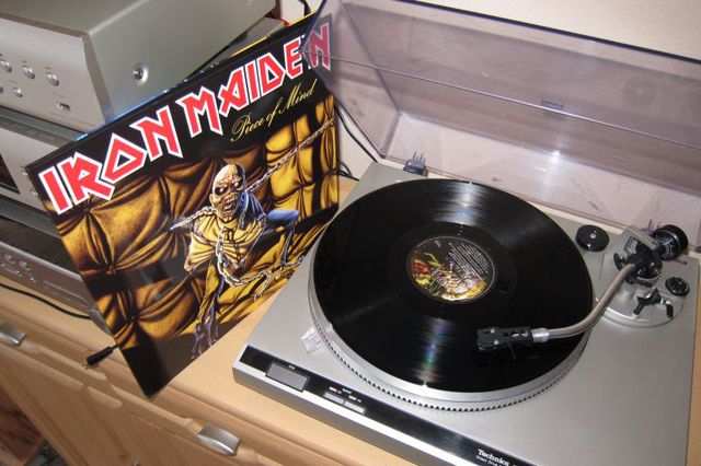 Iron Maiden - Piece Of Mind