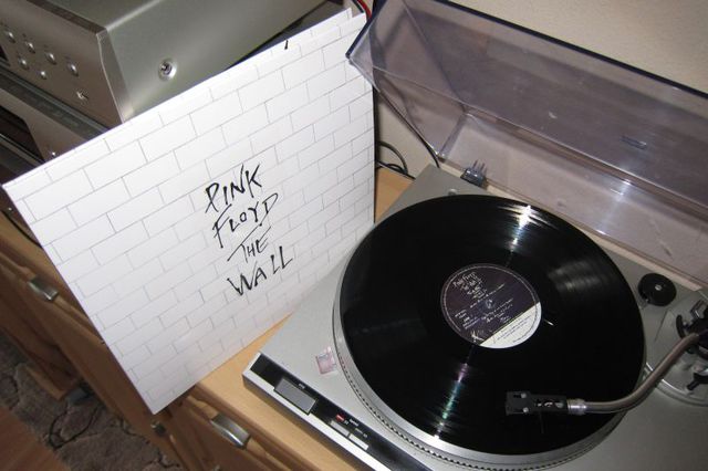 Pink Floyd - The Wall