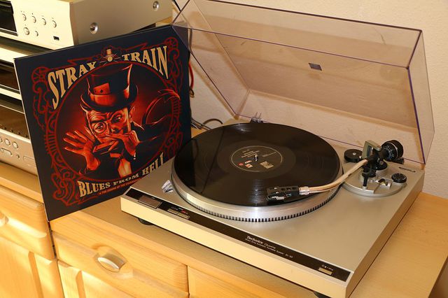 Stray Train   Blues From Hell