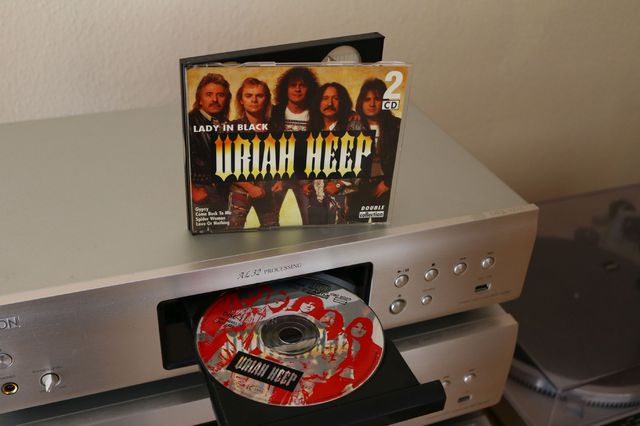 Uriah Heep - Lady In Black