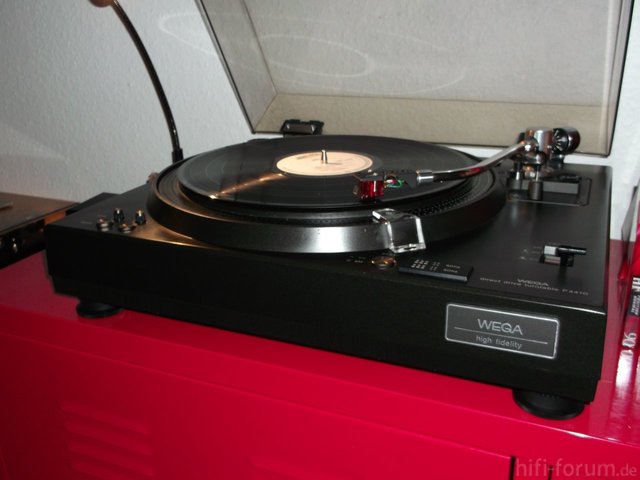 WEGA P4410 mit Denon DL-110