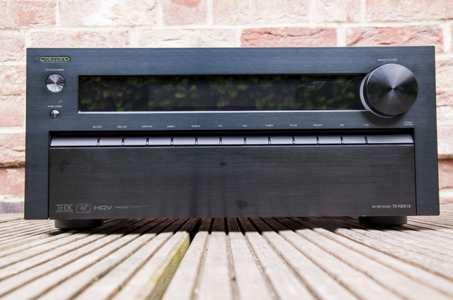 Onkyo TX-NR818