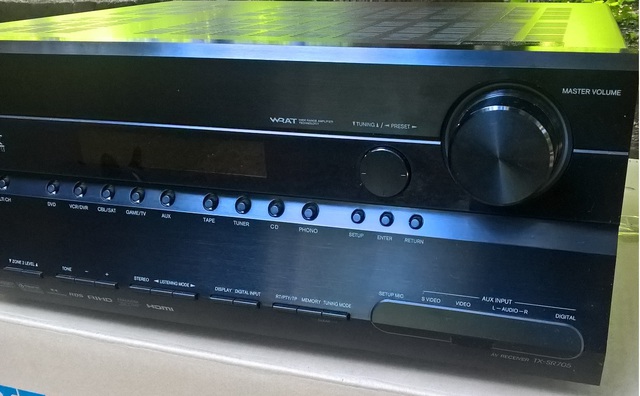 Onkyo 3