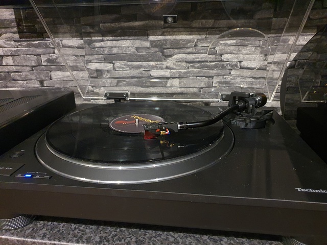 Technics SL 1500C