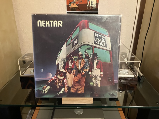 Nektar ? Down To Earth