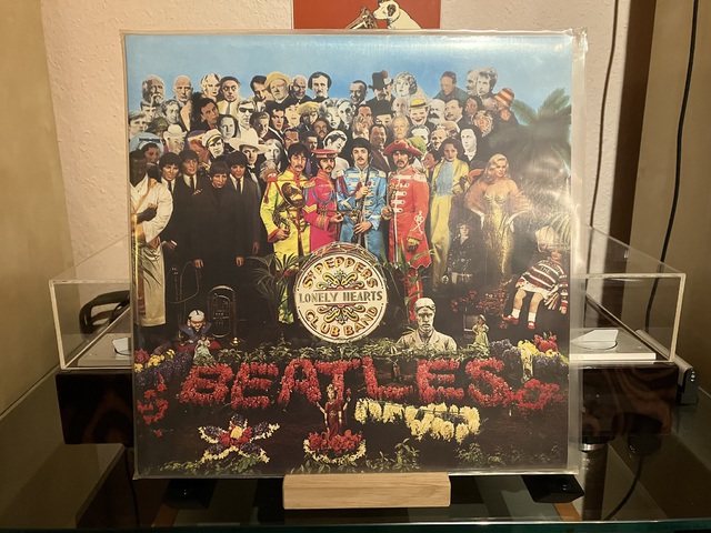 The Beatles ? Sgt. Pepper's Lonely Hearts Club Band