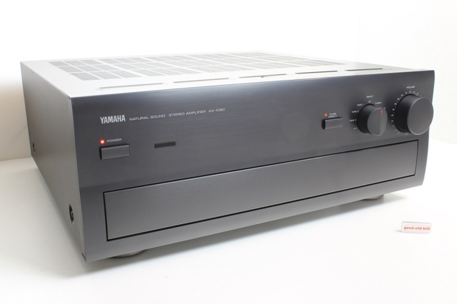 Yamaha_AX-1090