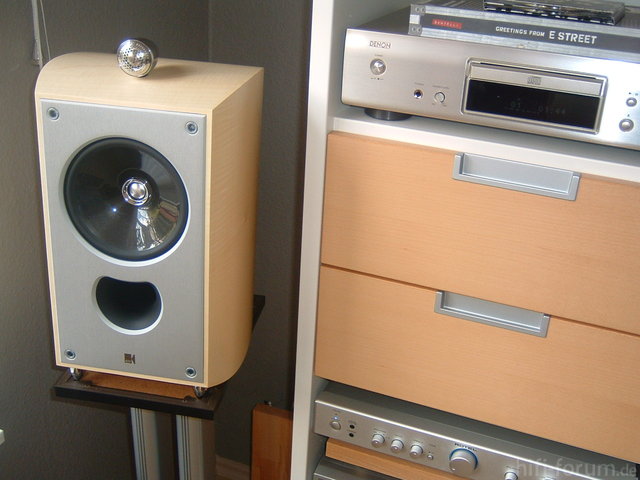 RA-04 an KEF XQ one