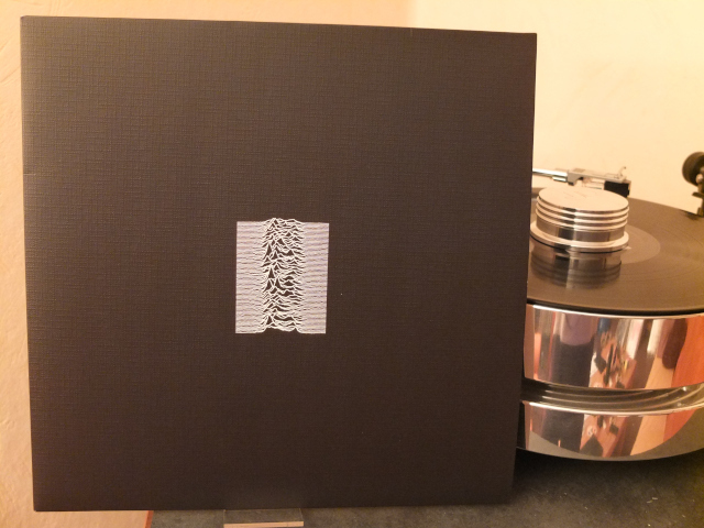 Joy Division - Unknown Pleasures