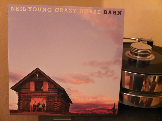 Neil Young & Crazy Horse - Barn