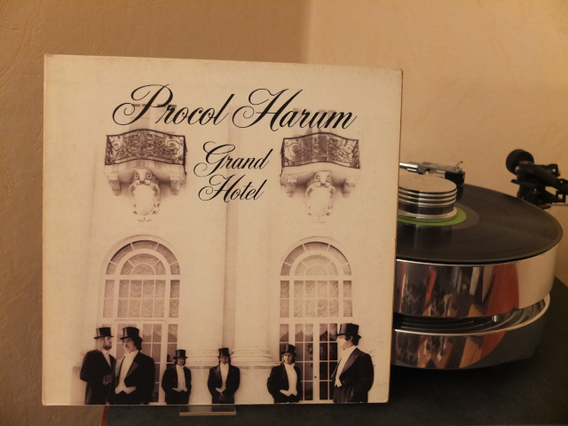 Procol Harum - Grand Hotel