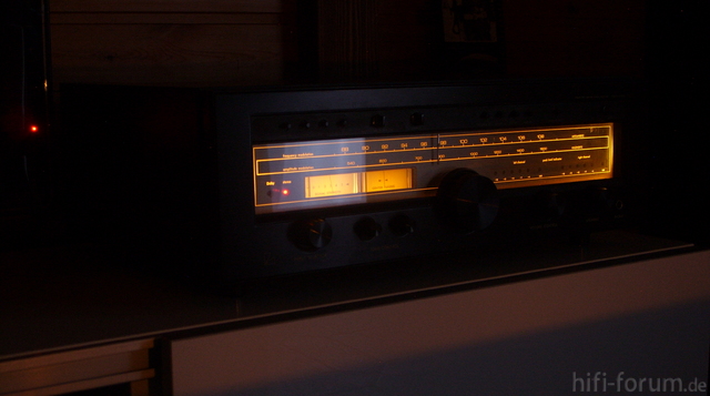 Luxman 1050 dark