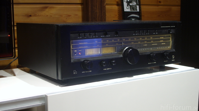 Luxman 1050