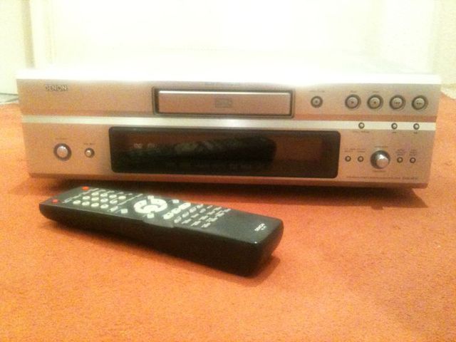 DENEON DVD-3910