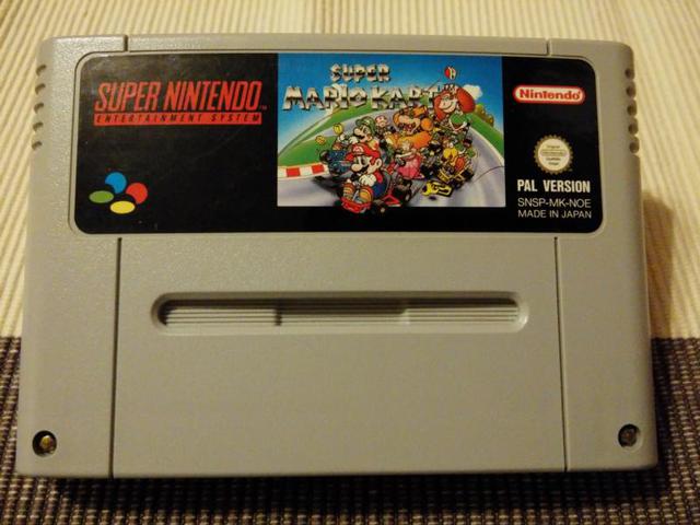 SUPER NINTENDO INKL. 7 Spielen