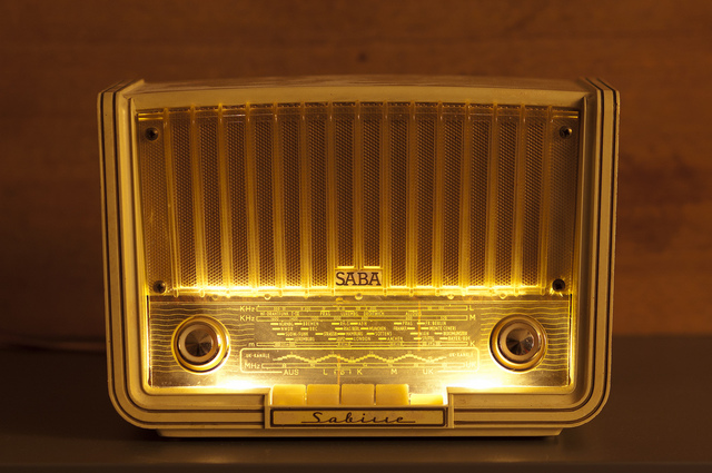 6812880122 24cbcd46a6 B