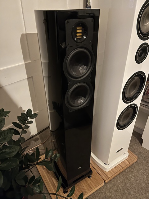 Elac FS 267