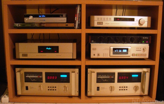 Accuphase