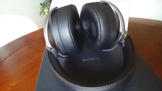 Sony MDR-Z7