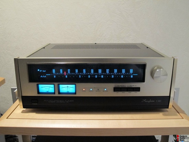 1128442-accuphase-t100-amfm-tuner-like-new