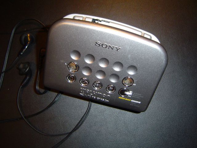 2014 02 18 19 46 50 Walkman WM EX402