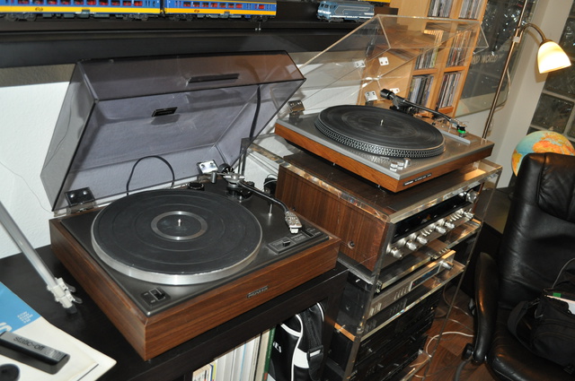 PIONEER PL-12D & TOSHIBA SR-F330