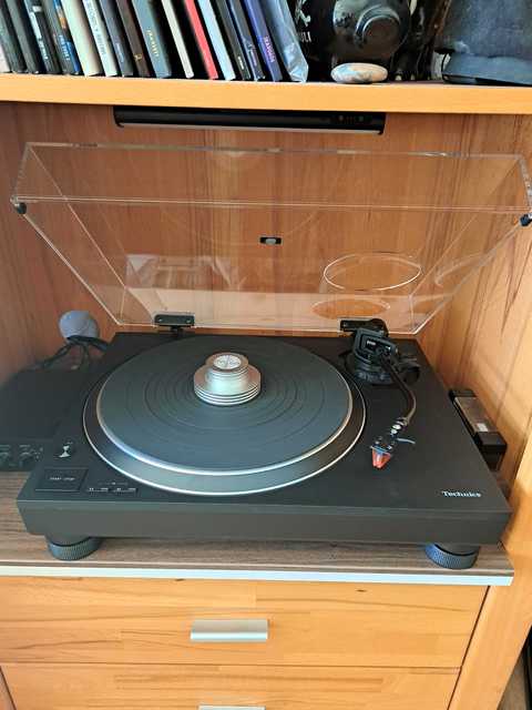 Technics SL-1500C