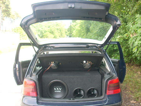 subwoofer-4er-golf-foto