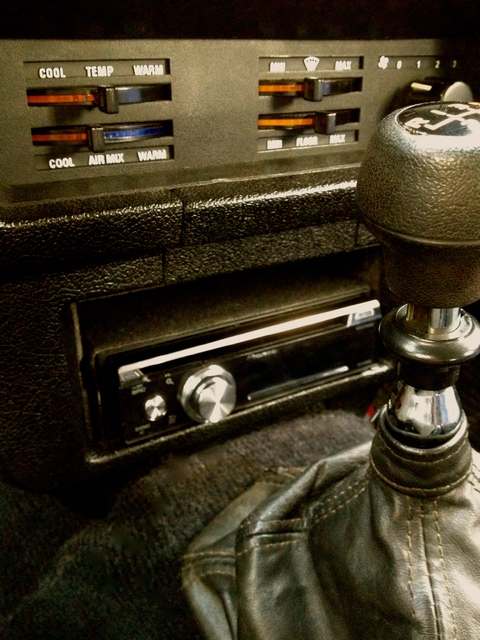 Musik Für Den Volvo 240